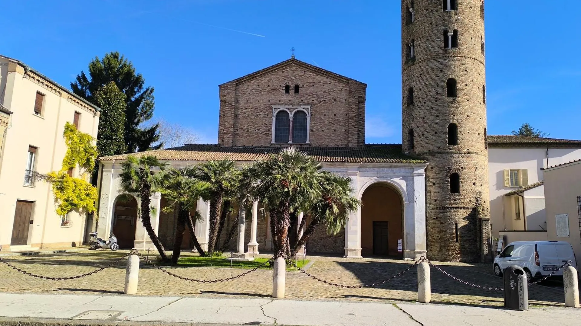 Maison Rebecca رافيننا شقة