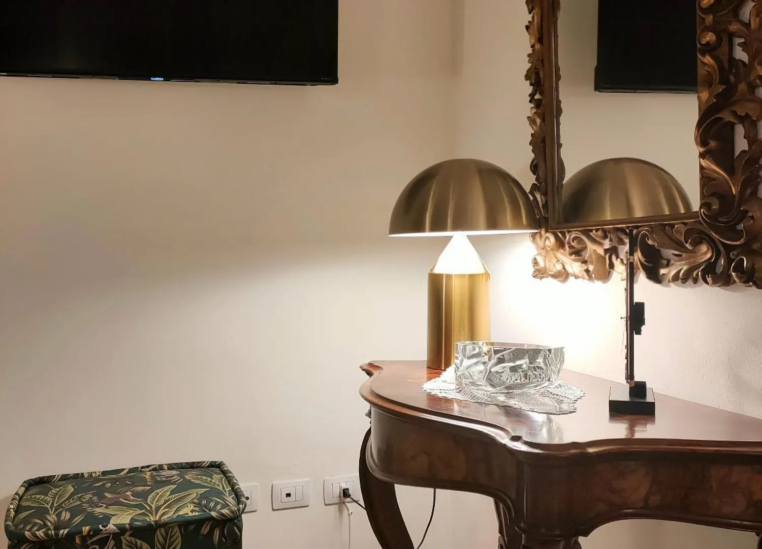 Maison Rebecca رافيننا شقة
